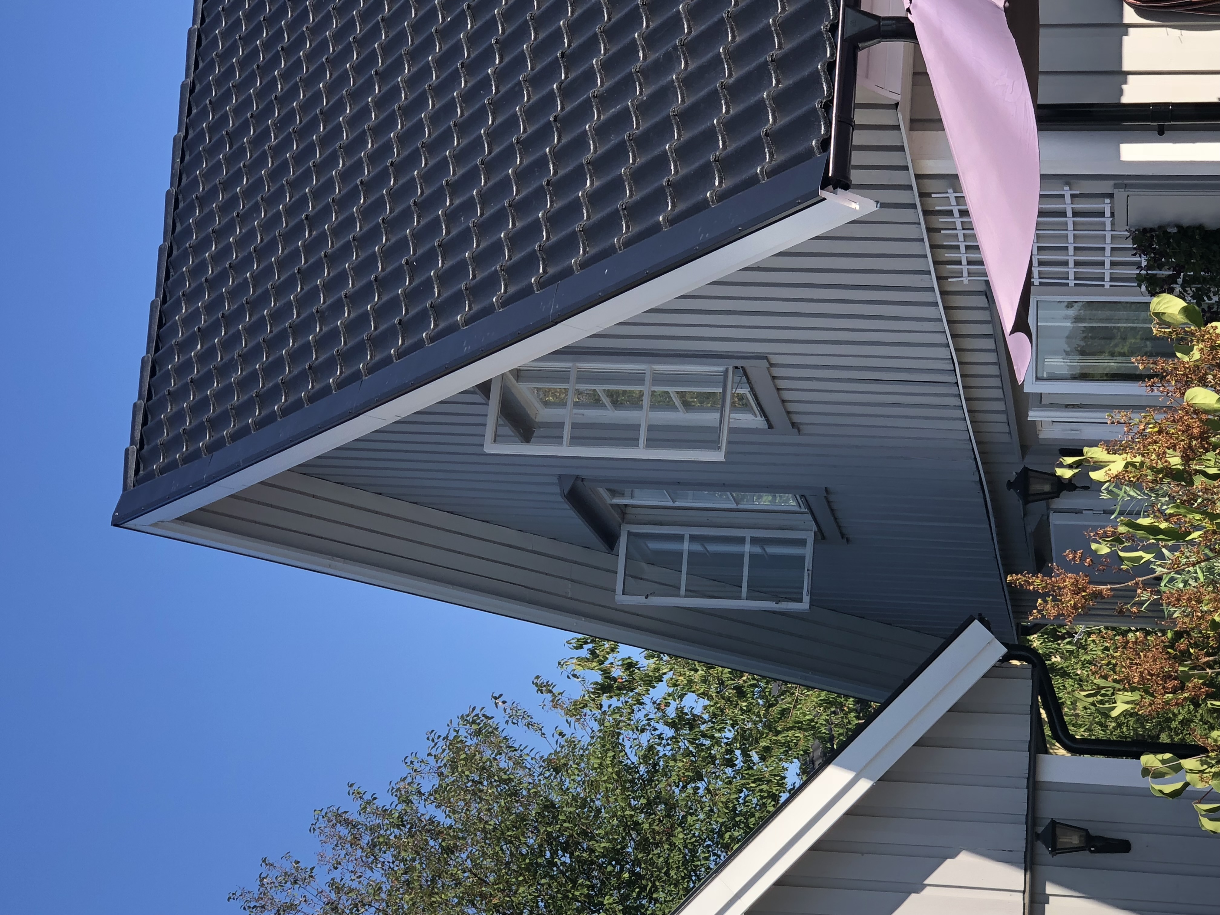 Takomläggning BRF — renovering av bostadsfastighet